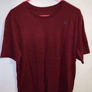 Nike Men’s Dri-Fit Maroon Red Shirt Size XL